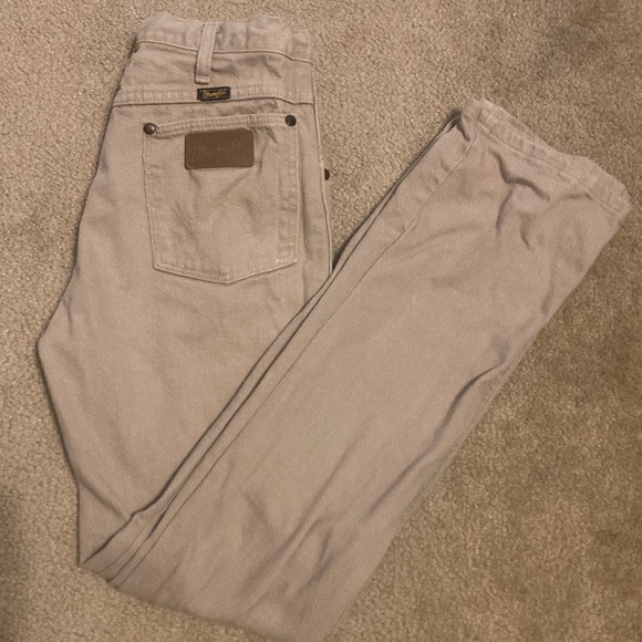 EUC Tan Wrangler Jeans  31 x 34 - Picture 1 of 5